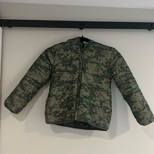 Minecraft puffer coat - size 5T